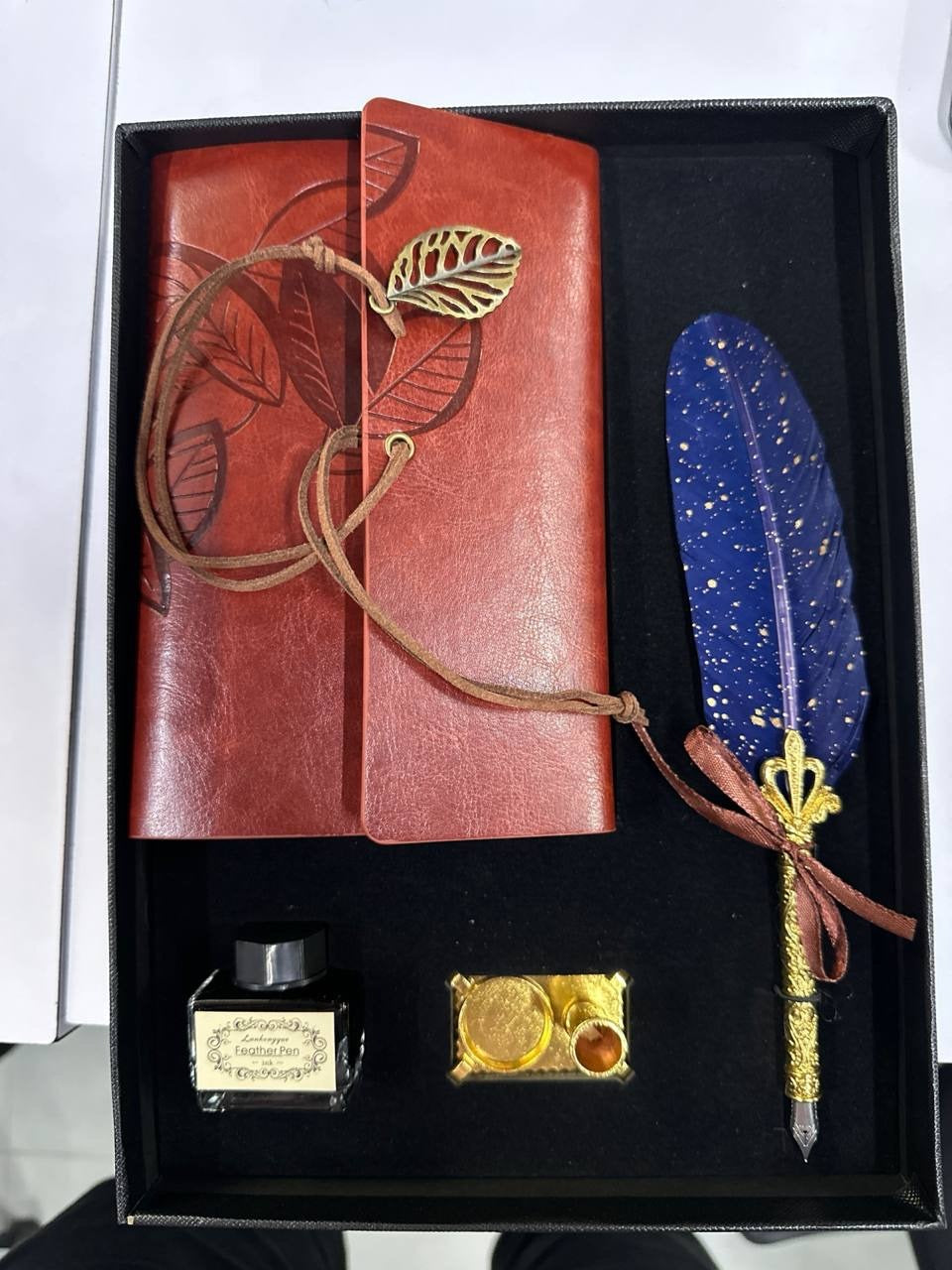 Art Ranger Classic Dip Pen Engraved Note Book Feather Pen Set Vintage Brass Nib Holder and Stand With Golden Feather