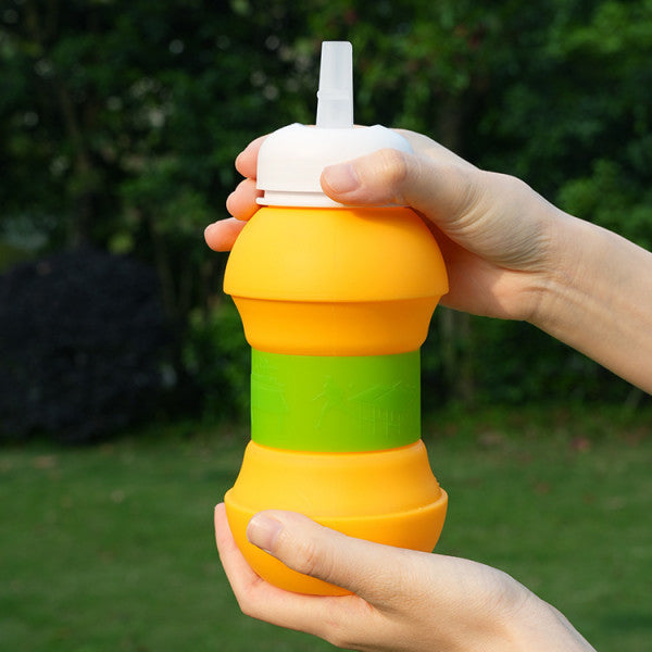 Silicone Foldable Sports Water Bottle – Leakproof, BPA-Free & Travel-Friendly (550ml)