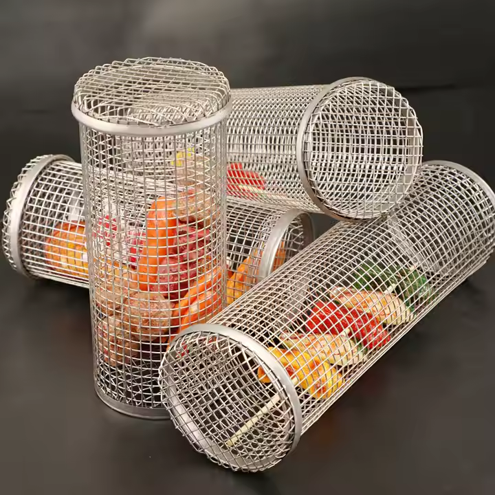 Stainless Steel BBQ Mesh Cage Vegetables Meat Metal Barbecue Net Round Cylinder Rolling Grilling Basket Outdoor Picnic Grill Mesh BBQ Grill for Fish Meat
