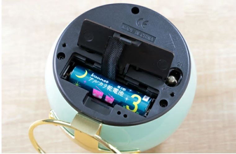 Analog Alarm Clocks, Retro Backlight Cute Simple Design Small Desk Clock with Night Light, Silent Non-Ticking, Battery Powered for Kids, Bedroom, Travel, Bedside Desktop