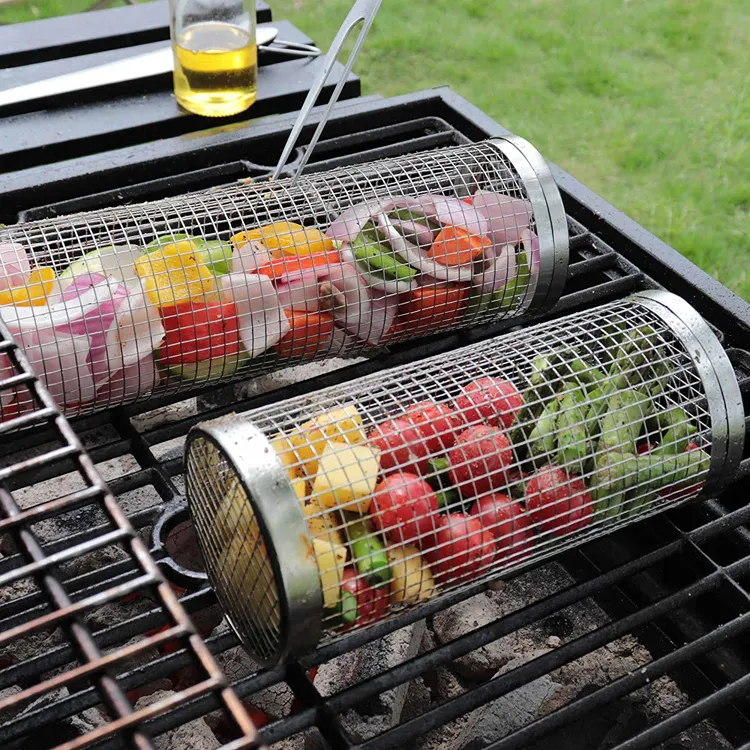 Stainless Steel BBQ Mesh Cage Vegetables Meat Metal Barbecue Net Round Cylinder Rolling Grilling Basket Outdoor Picnic Grill Mesh for Fish