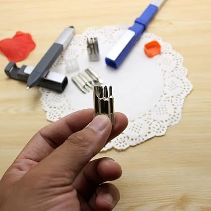 4-in-1 Pen-Shaped Multi Tool – Phone Stand, Stylus, Ballpoint & 7-in-1 Screwdriver Set