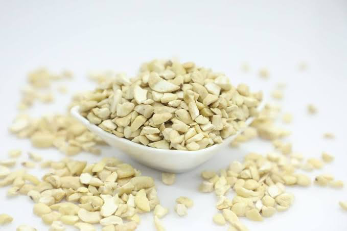 Cashew Pieces (LWP, Splits, Butts & Bits) – Premium Broken Cashew Nuts for Cooking, Sweets, Baking & Bulk Use